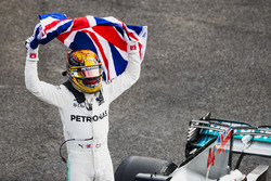 2017 World Champion Lewis Hamilton, Mercedes AMG F1