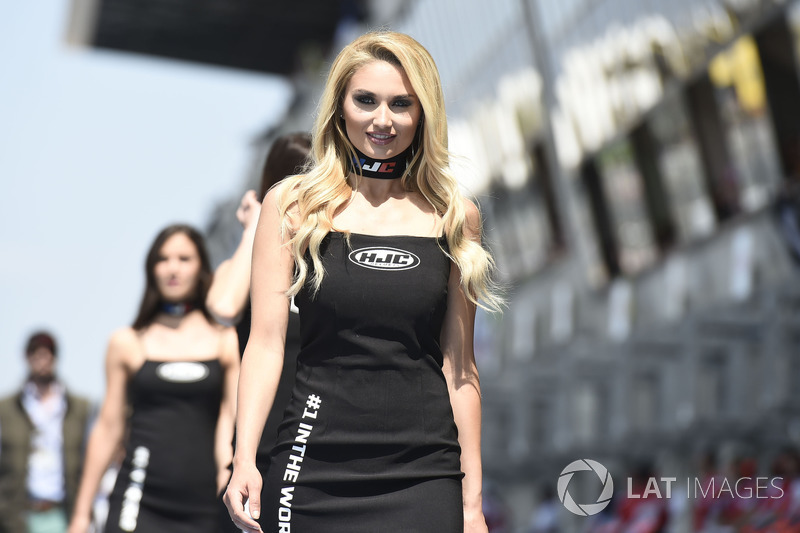 Grid girl