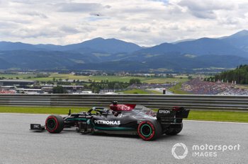 Hamilton bovenaan tijdens tweede training GP van Oostenrijk