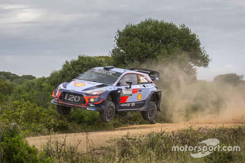 Thierry Neuville, Nicolas Gilsoul, Hyundai Motorsport Hyundai i20 Coupe WRC