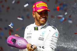 Переможець Льюіс Хемілтон, Mercedes AMG F1