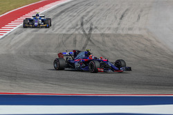 Даниил Квят, Scuderia Toro Rosso STR12