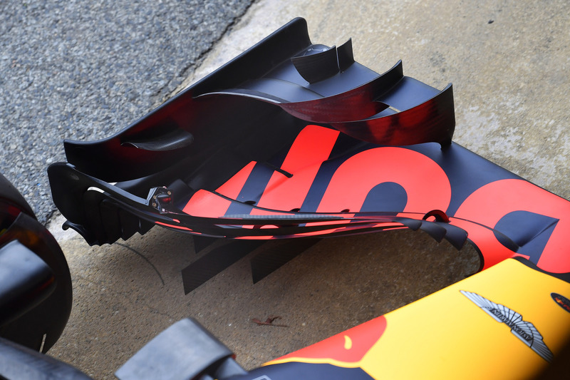 Red Bull Racing RB14 front wing detail