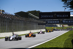 Felipe Massa, Williams FW40, Fernando Alonso, McLaren MCL32, Sergio Perez, Sahara Force India F1 VJM