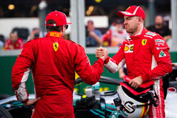 Kimi Raikkonen, Ferrari veSebastian Vettel, Ferrari, parc ferme