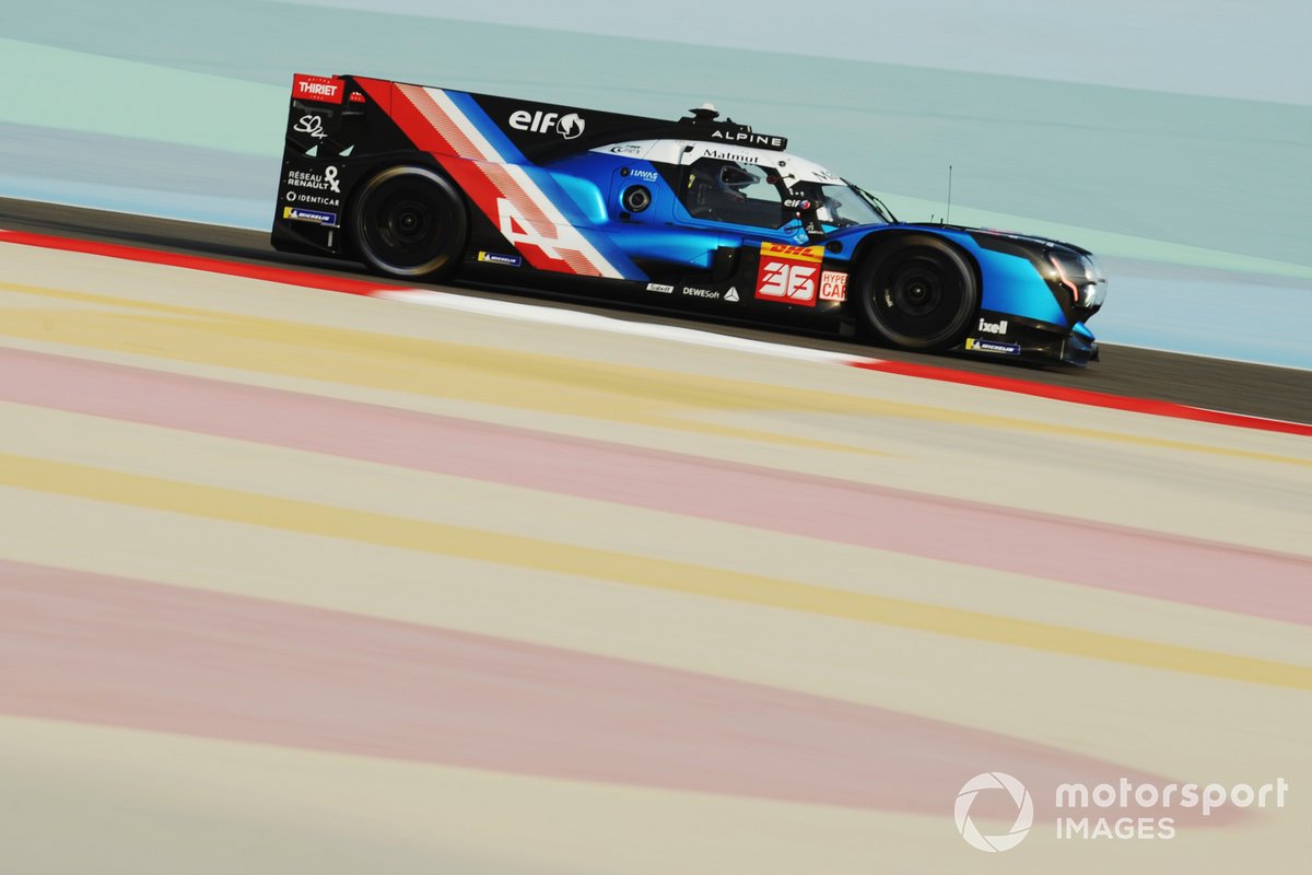 #36 Alpine Elf Matmut Alpine A480 - Gibson: André Negrão, Nicolas Lapierre, Matthieu Vaxiviere