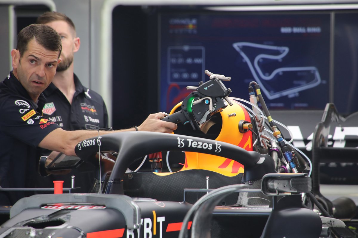Red Bull Racing, scansione laser della RB18 nel box del Red Bull Ring