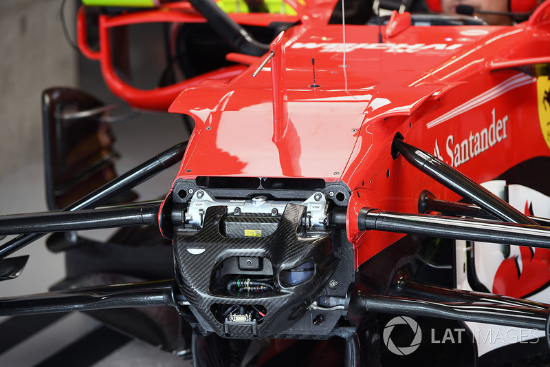 Ferrari SF70H ön süspansiyon ve şasi