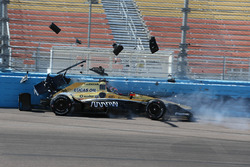 James Hinchcliffe, Schmidt Peterson Motorsports Honda crash