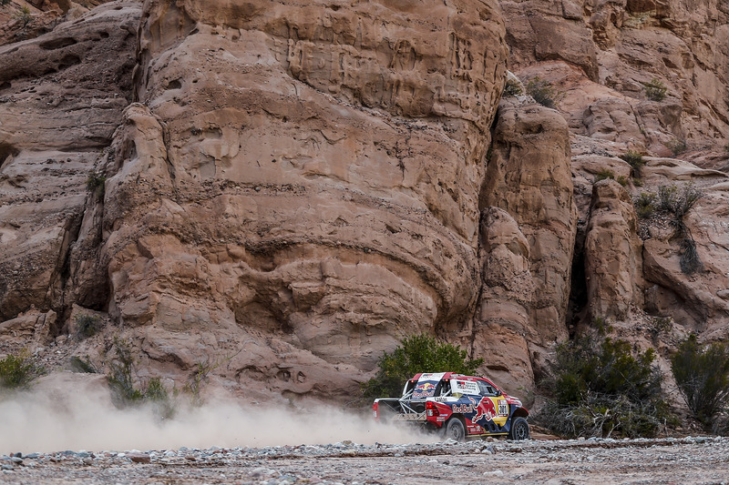 #301 Toyota Gazoo Racing: Нассер Аль-Аттія, Маттьйо Бомель