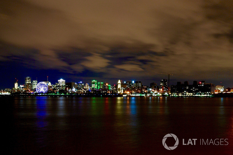 Monreal scenic view and skyline at night