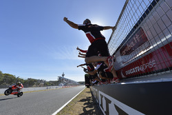 Переможець гонки Чаз Девіс, Ducati Team