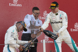 Lewis Hamilton, Mercedes AMG F1, 1st position, Peter Bonnington, Race Engineer, Mercedes AMG, Valtteri Bottas, Mercedes AMG F1, 2nd position, celebrate with Champagne on the podium
