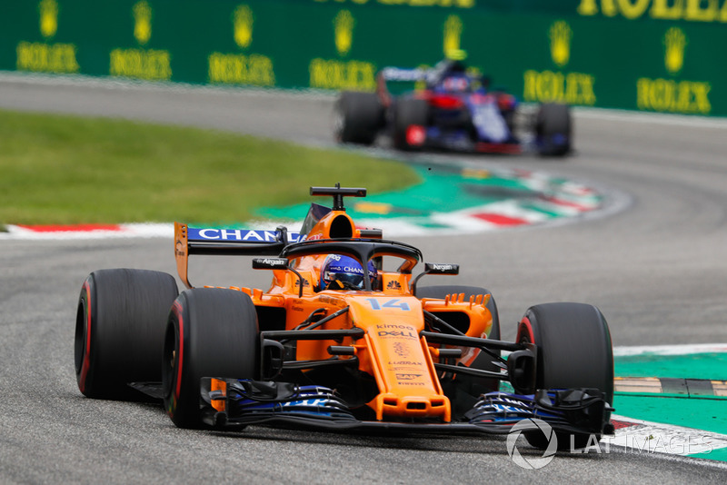 Фернандо Алонсо, McLaren MCL33 , П'єр Гаслі, Toro Rosso STR13