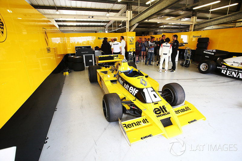 Renault Sport F1 Team F1 Histórico, René Arnoux y Franck Montagny