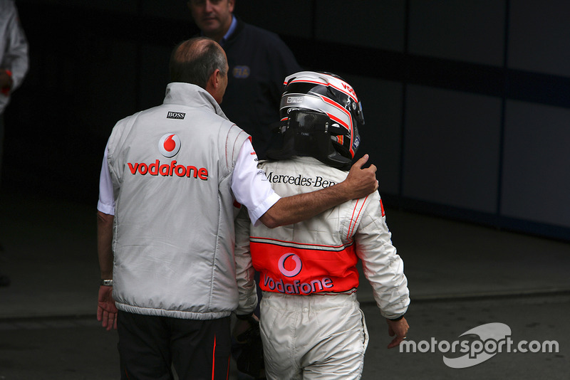 Ron Dennis, director de McLaren Mercedes, con Fernando Alonso, McLaren MP4-22 Mercedes