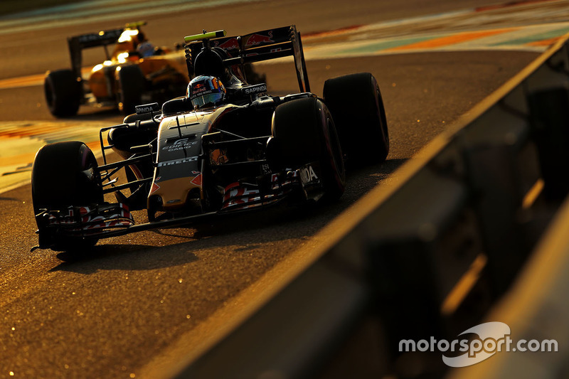 Карлос Сайнс-молодший, Scuderia Toro Rosso