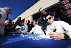 #35 Baxi DC Racing Alpine A460 - Nissan: David Cheng, Ho-Pin Tung, Nelson Panciatici sign autographs
