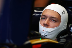 Daniil Kvyat, Scuderia Toro Rosso STR11