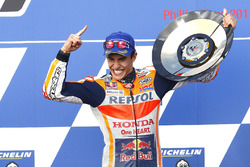 Подіум: переможець гонки Марк Маркес, Repsol Honda Team