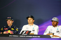 Persconferentie: Max Verstappen, Red Bull Racing, tweede; Nico Rosberg, Mercedes AMG F1, winnaar; Le