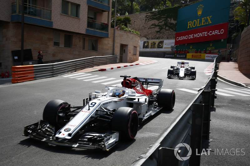 Маркус Ерікссон, Шарль Леклер, Sauber C37