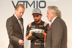 Andy Green, Sergio Perez and Vijay Mallya at the Sahara Force India launch