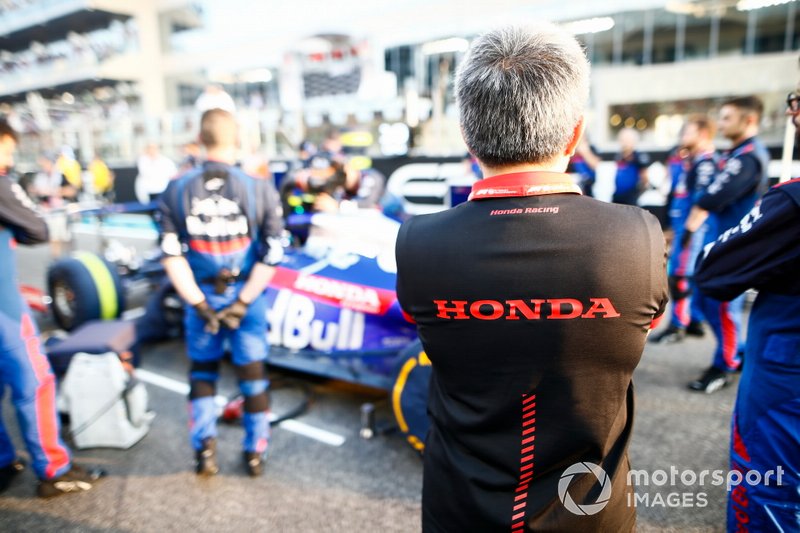 Генеральный менеджер Honda Motorsport Масаси Ямамото