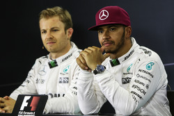 Nico Rosberg, Mercedes AMG F1 en Lewis Hamilton, Mercedes AMG F1 in de persconferentie