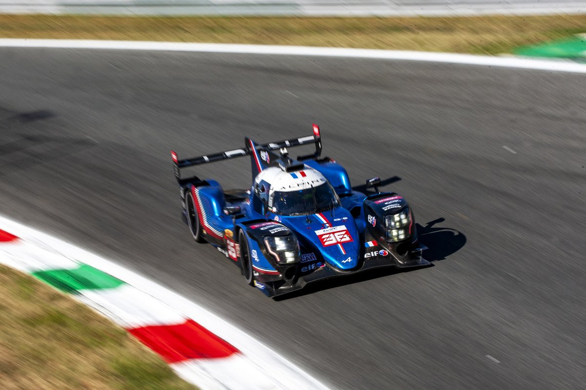 #36 Alpine Elf Team Alpine A480 - Gibson di Andre Negrao, Nicolas Lapierre, Matthieu Vaxiviere