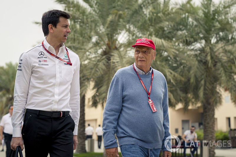 Toto Wolff, Mercedes AMG F1 Director of Motorsport dan Niki Lauda, Mercedes AMG F1 Non-Executive Chairman