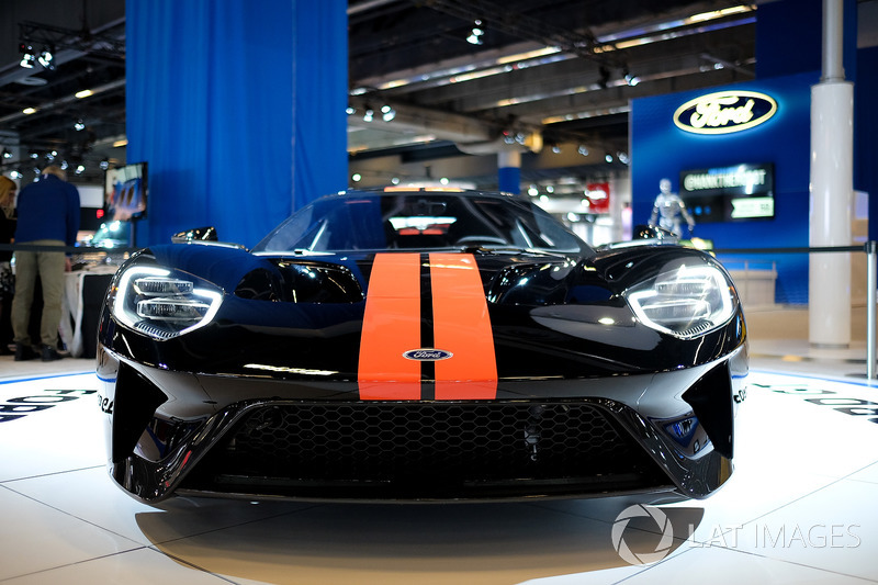 Ford GT