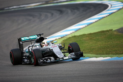 Lewis Hamilton, Mercedes AMG F1 W07 Hybrid