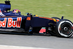 Daniil Kvyat, Scuderia Toro Rosso STR11