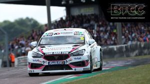 BTCC: Thruxton II Race 2 in 70 seconds