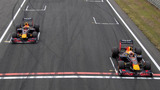 Max Verstappen y Pierre Gasly en el RB7