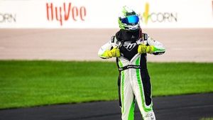 Mayer on Iowa triumph: 'This is one of the most special wins I have'