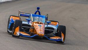 IndyCar St Louis: Dixon wins, Newgarden hits the wall