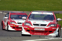 BTCC: Brands Hatch round six goes to James Thompson BTCC: Brands Hatch round six goes to James Thompson