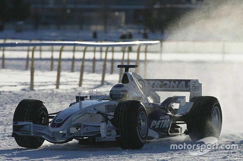Цей день в історії: крижані заїзди BMW Sauber F1 на озері