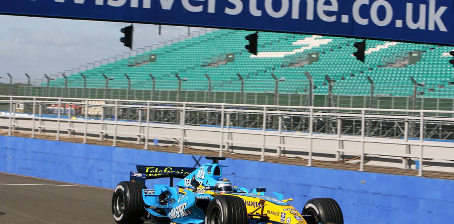 Renault one-two again on last day at Silverstone Renault one-two again on last day at Silverstone