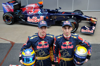 Toro Rosso shows off new STR4 in Barcelona Toro Rosso shows off new STR4 in Barcelona