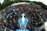 Ingram's Flat Spot On: Billionaire battles Ingram's Flat Spot On: Billionaire battles