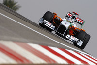 Mercedes engines lead the way in Bahrain practice Mercedes engines lead the way in Bahrain practice