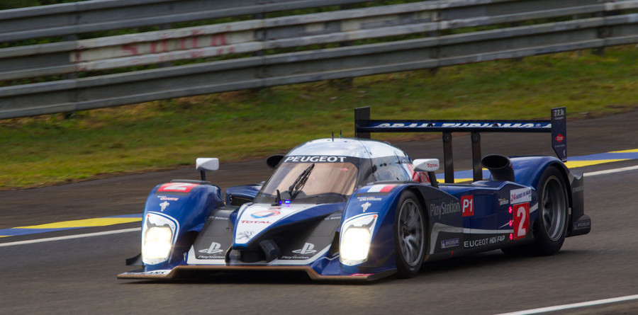 Reliability breaks Peugeot, Audi takes over the lead Reliability breaks Peugeot, Audi takes over the lead