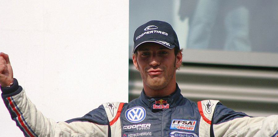 Vergne continues winning ways at Thruxton Vergne continues winning ways at Thruxton