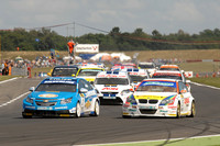 Tight points race heading into Brands Hatch finale Tight points race heading into Brands Hatch finale