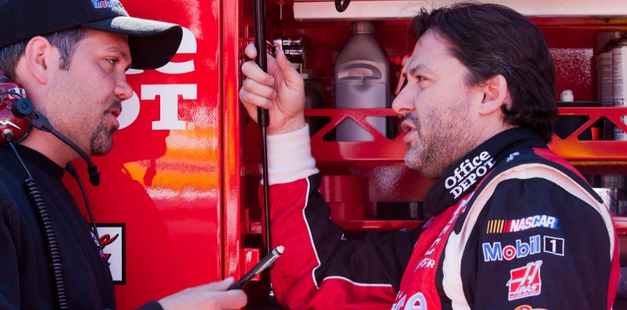 Tony Stewart Heads To Pocono Raceway Tony Stewart Heads To Pocono Raceway