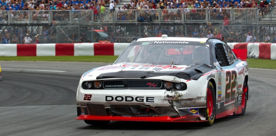 Villeneuve struggles in Montreal race Villeneuve struggles in Montreal race
