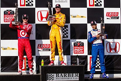 Hunter-Reay bounces back to score the win at Barber Motorsports Park